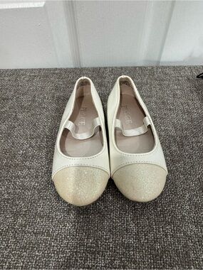 The Children's Place Cream Glitter Toe Mary Jane Flats